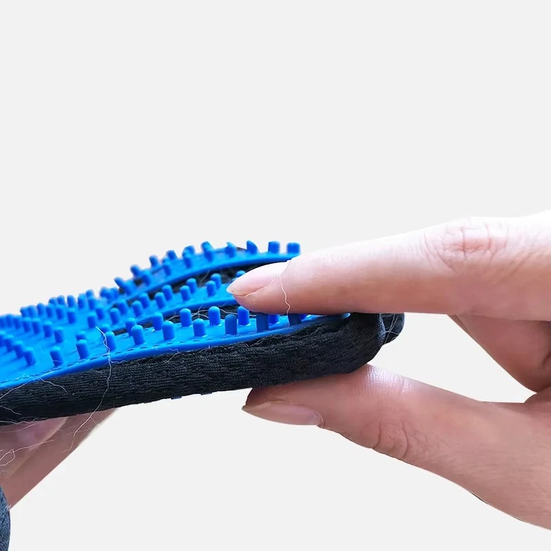 Pet Glove Cat Grooming Glove C - огляд і ціна Hair Spa Wellness